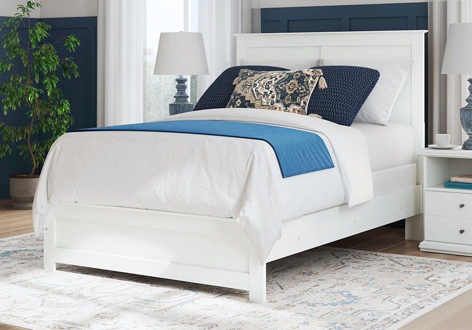 Bostwick Shoals White Full Bed