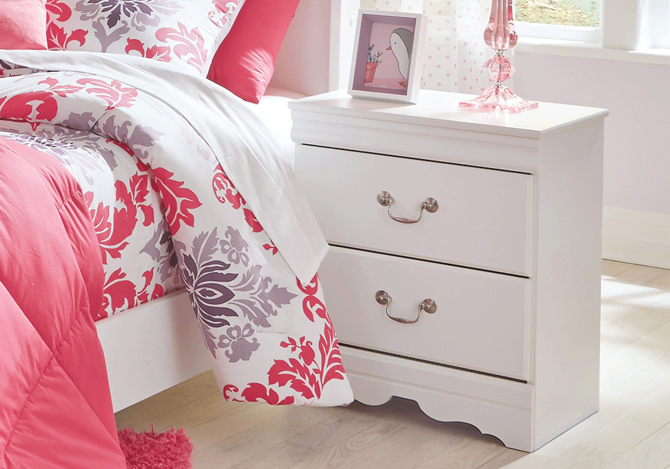 Anarasia White Night Stand