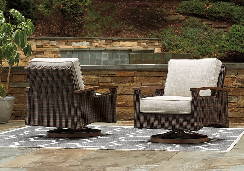 Paradise Trail Brown Outdoor Swivel Lounge Chair Set