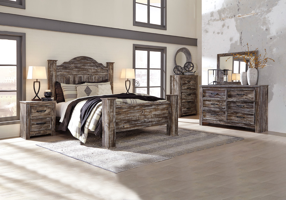 Lynnton Rustic Brown King Poster Bedroom Set